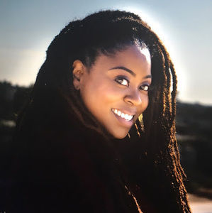 Meet your Posher, April